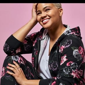 Torrid betsy johnson hoodie size 3 XXXL floral